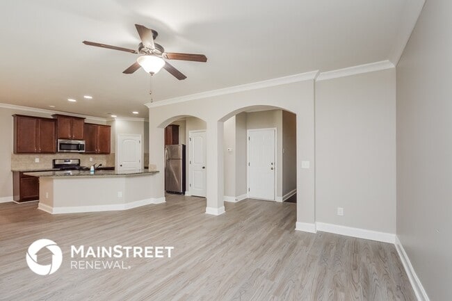 Building Photo - 4948 Longview Run