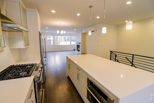 Foto del edificio - 4bd/3ba Newcastle House