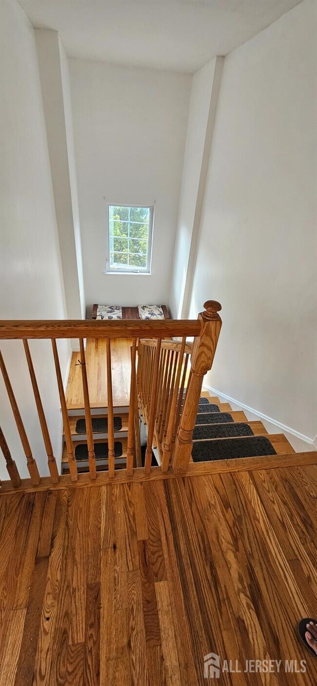 Building Photo - 655 4th St