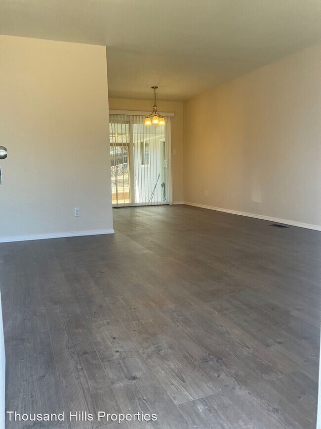 Building Photo - 4 br, 2 bath House - 1418 Baylor Drive