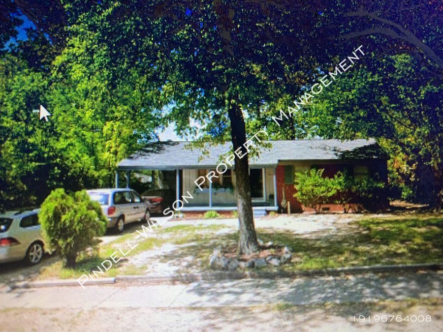Primary Photo - 1105 Marlborough Rd