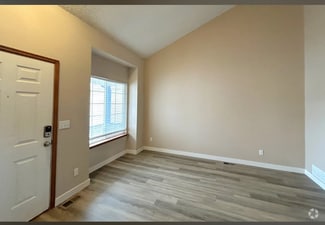 Building Photo - 10050 Shoshone Way