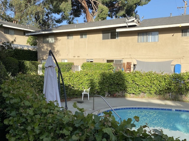 Building Photo - 778 E Mariposa St
