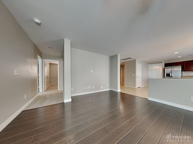Building Photo - 24839 W Huntington Dr