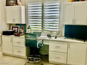 Building Photo - 11640 Court of Palms