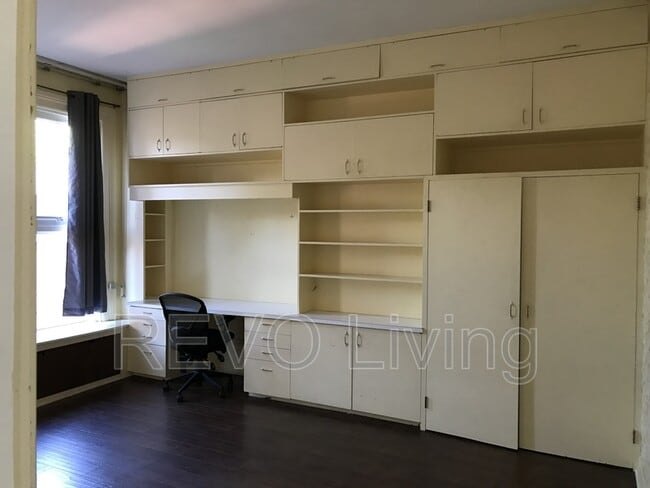 Building Photo - 127 Ontario St