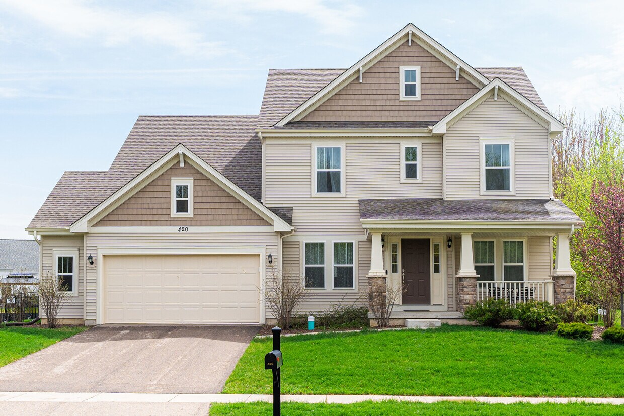 420 E Cloverlane Dr, Sycamore, IL 60178 House Rental in Sycamore, IL