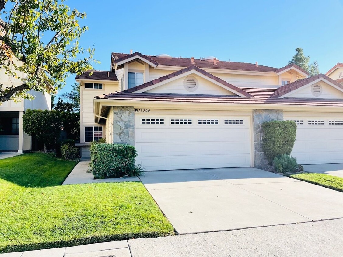 Primary Photo - Stunning Porter Ranch S&S home centrally located
