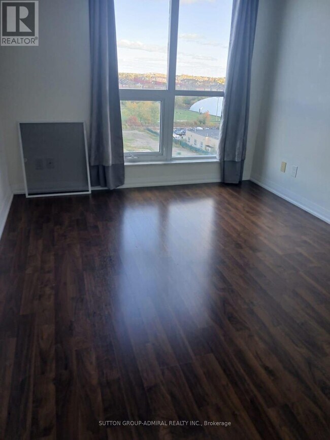 Photo du bâtiment - 9500 Markham Rd