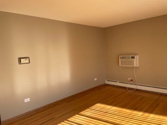 Foto del edificio - 116 Pine Ave