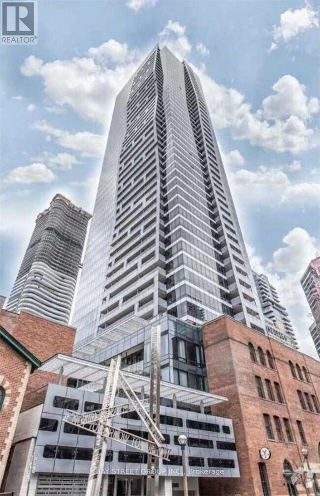 Building Photo - 5-305 St Joseph St