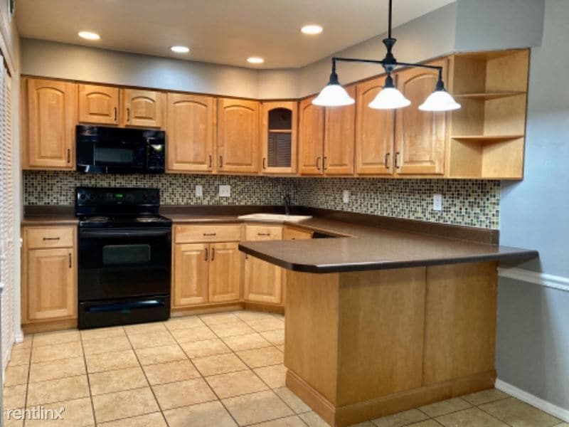 Primary Photo - 2 br, 2 bath Condo - 642 S Old Highway 141