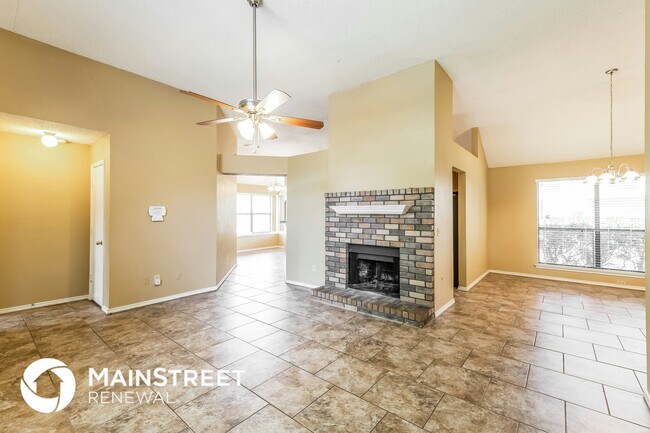 Building Photo - 1632 Riverway Bend Cir