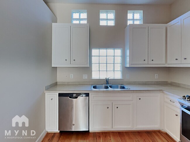 Building Photo - 8705 Bryam St