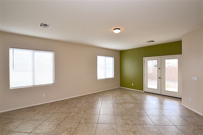 Foto del edificio - 7405 W Williams St