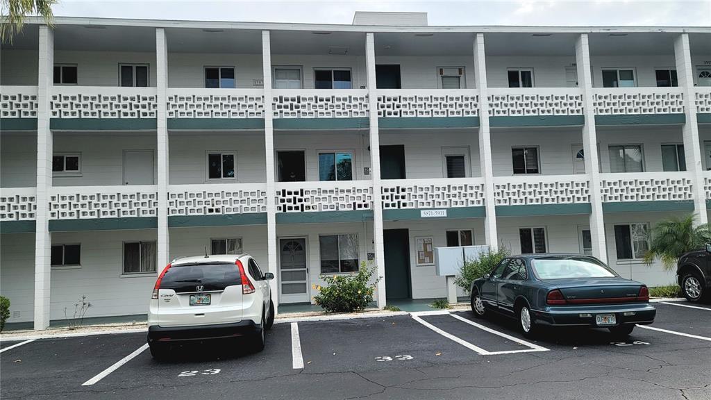 5889 17th St W Unit B23, Bradenton, FL 34207 Condo for Rent in