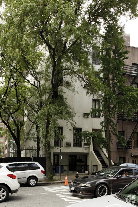 Foto del edificio - 338 E 30th St