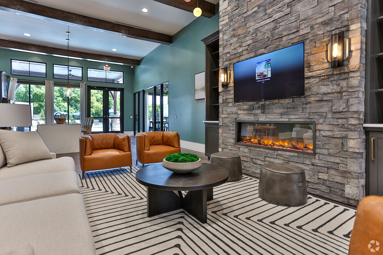 Emerald Knoxville Apartments - Emerald Knoxville Apartments
