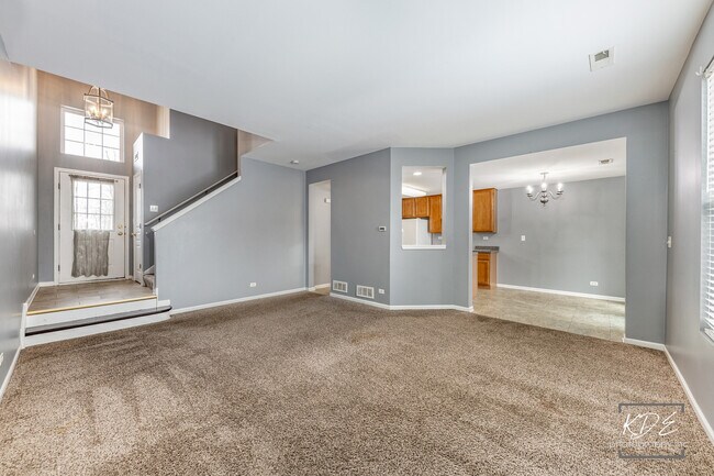 Foto del edificio - 603 Conservatory Ln