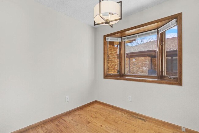 Foto del edificio - 3089 Aspen Dr