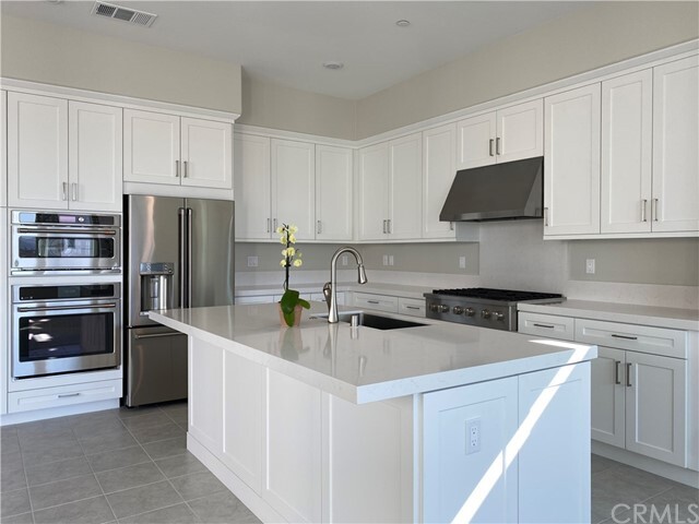 Building Photo - 115 Rondo