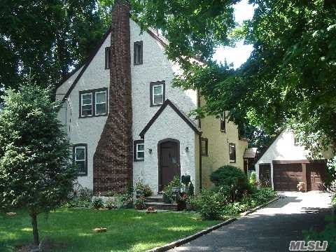 Primary Photo - 3 Patsy Pl