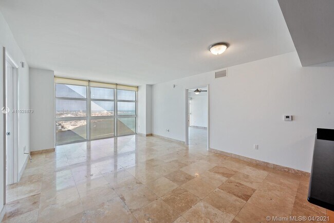 Foto del edificio - 50 Biscayne Blvd
