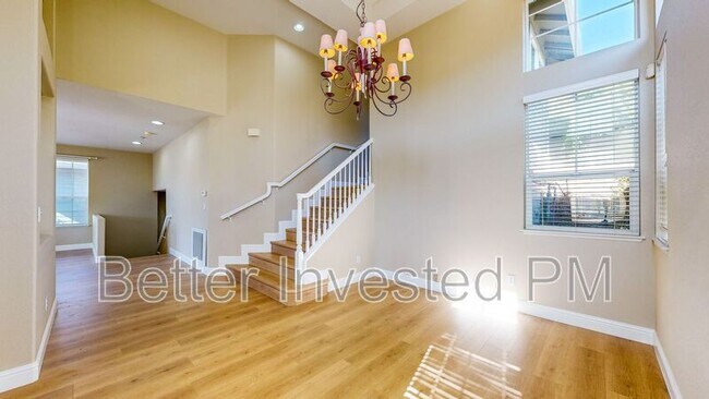 Building Photo - 81 Vista Marin Dr