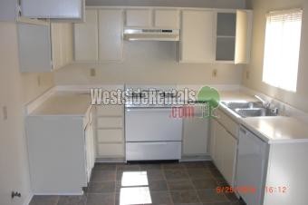 Foto del edificio - 1530 Placentia Ave