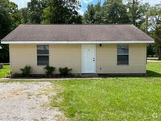 Building Photo - 24 Cottage Ln
