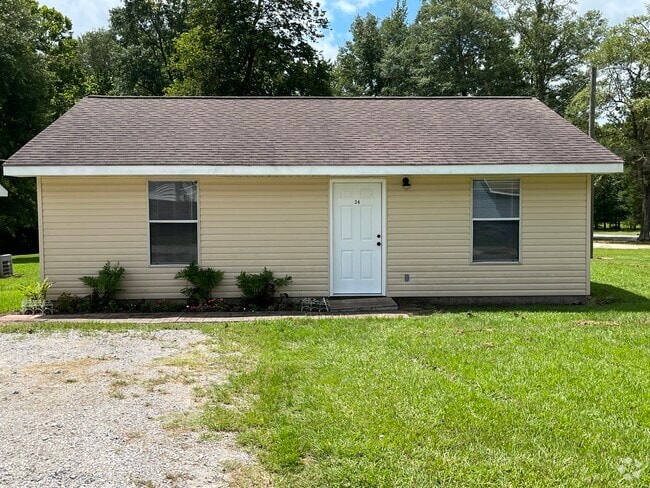 Building Photo - 24 Cottage Ln