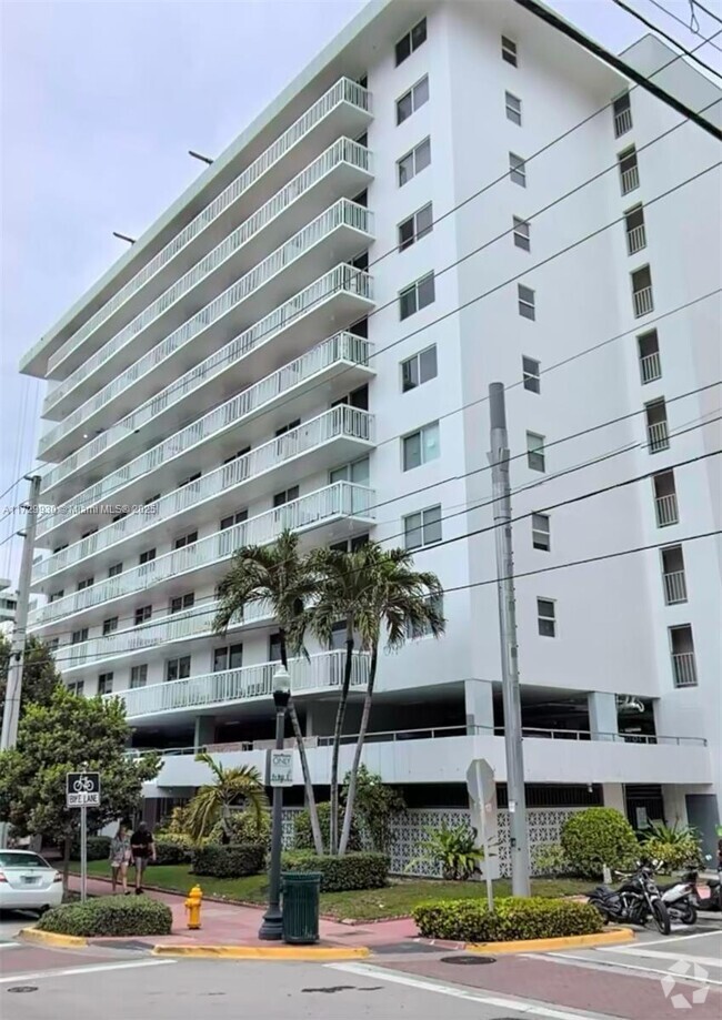 Building Photo - 401 Ocean Dr