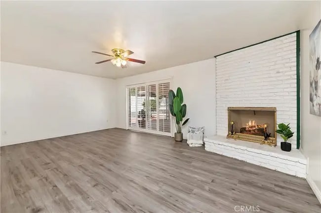 Foto del edificio - 8204 Sherwood Pl