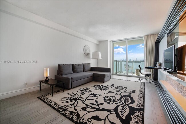 Foto del edificio - 1100 West Ave