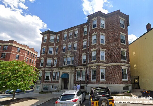 Foto del edificio - 1350 Commonwealth Ave