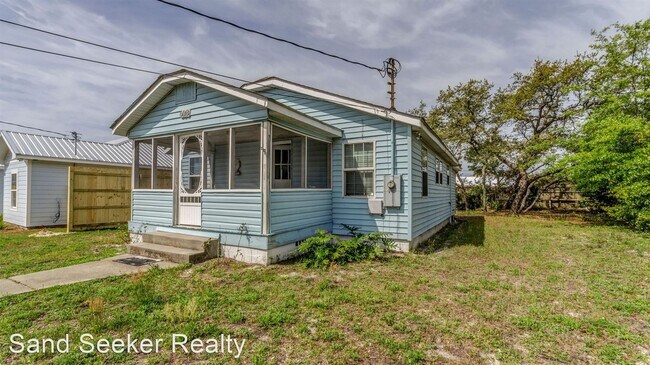 Building Photo - 1 br, 2 bath House - 608 Gardenia St.