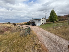 Building Photo - 1435 Millegan Rd