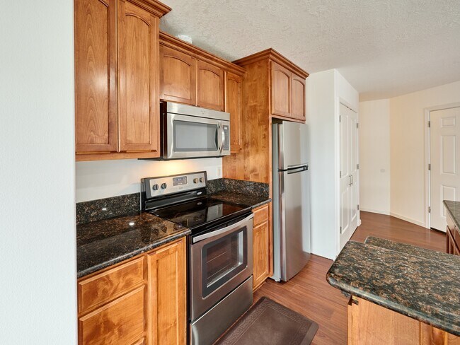 Foto del edificio - 1214 Alder Dr NE