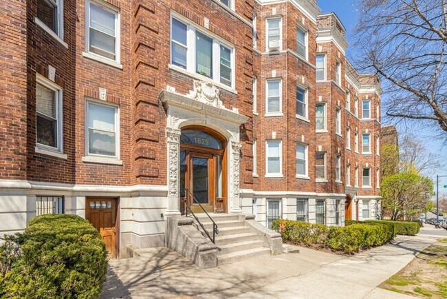 Foto del edificio - 1629 Commonwealth Ave
