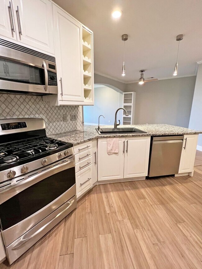 Foto del edificio - Great 2 Bdrm 2 Bath Condo in Lake Dallas Tx