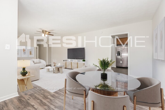 Primary Photo - 4581 Fernbank Drive