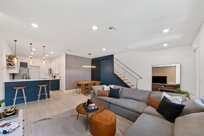 Foto del edificio - 5180 Eucalyptus Dr