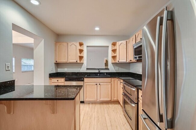 Foto del edificio - 1362 Admiral Woodson Lane, Clearwater, FL,...