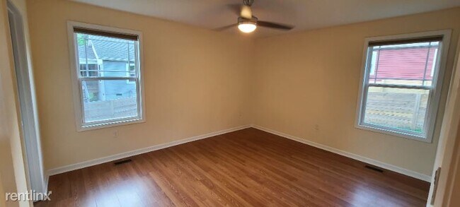 Building Photo - 3 br, 2 bath House - 154 Johnston Blvd.