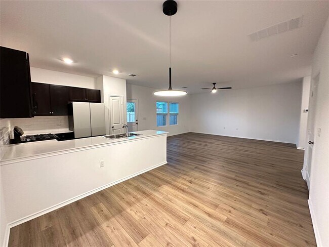 Foto del edificio - 14212 Heimhome Bnd