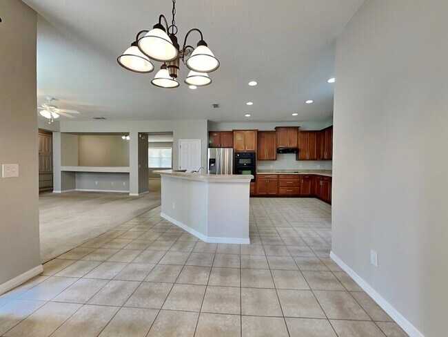 Building Photo - 13631 Podocarpus Ln