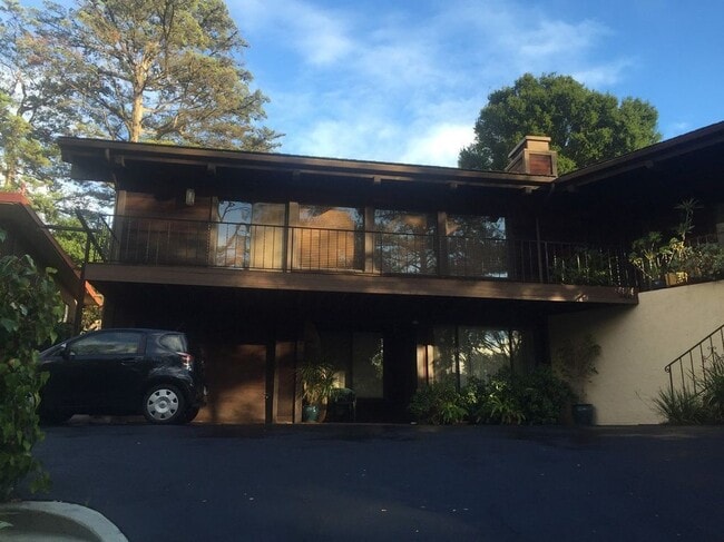 Building Photo - Montecito - 1 Bedroom, 1 Bath single story apartment, INCLUDES UTILITIES