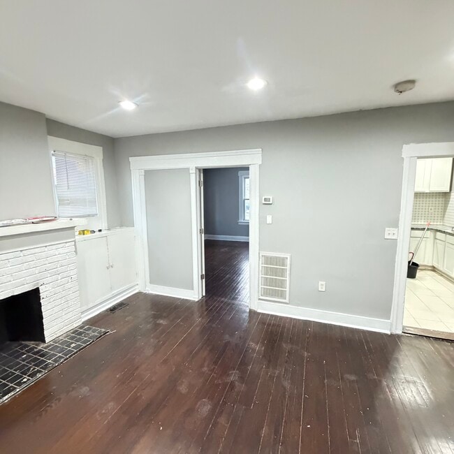 Building Photo - 219 Schuyler Ave