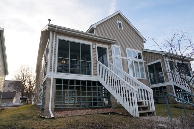 Building Photo - 248 6th Street Northeast