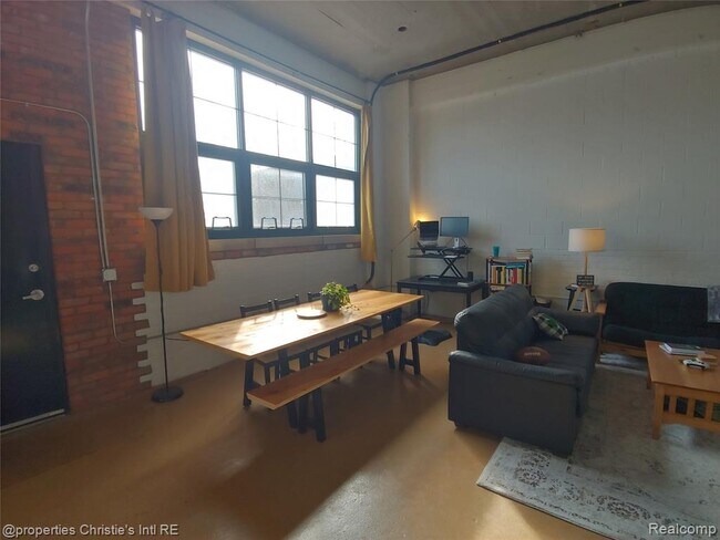 Foto del edificio - 55 W Canfield St